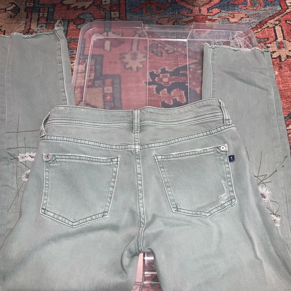 Pilcro, Anthropologie Green Straight Leg Jeans with Distressed Style - Picture 3 of 11